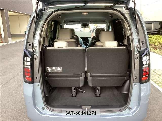 Honda FREED 2025-05 6905622-12