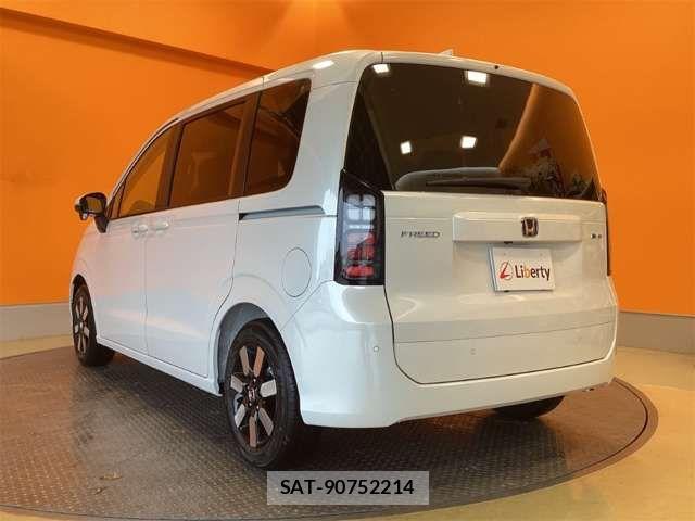 Honda FREED 2025-12 6905558-10