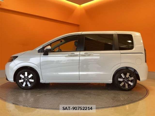 Honda FREED 2025-12 6905558-11