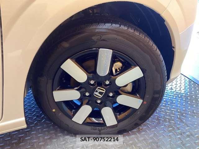 Honda FREED 2025-12 6905558-13