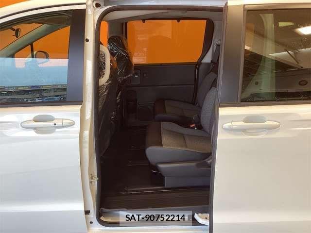 Honda FREED 2025-12 6905558-19
