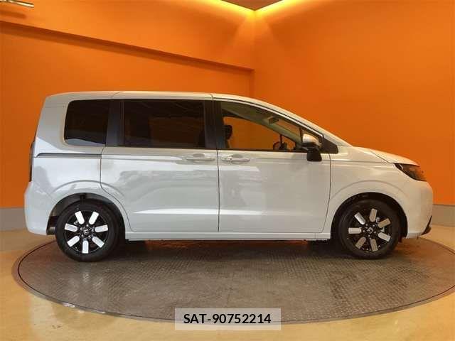 Honda FREED 2025-12 6905558-7