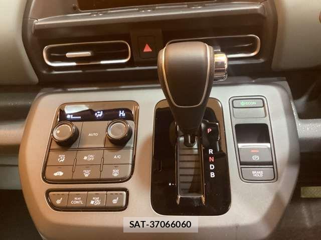Honda FREED 2025-12 6905579-6