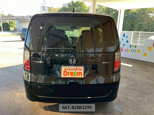 Honda FREED 2025-10 6905601-11