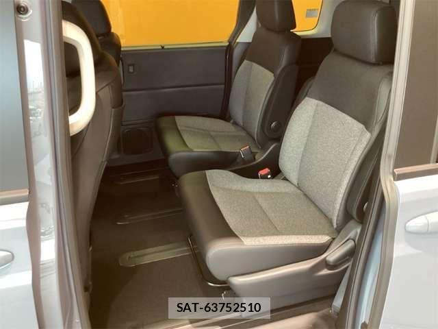 Honda FREED 2026-02 6905581-17