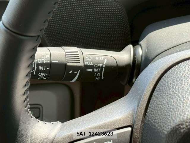 Honda FREED 2025-12 6905563-9