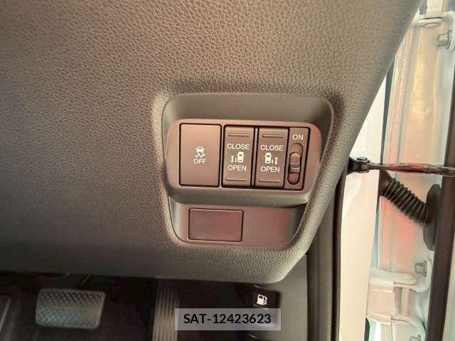 Honda FREED 2025-12 6905563-5
