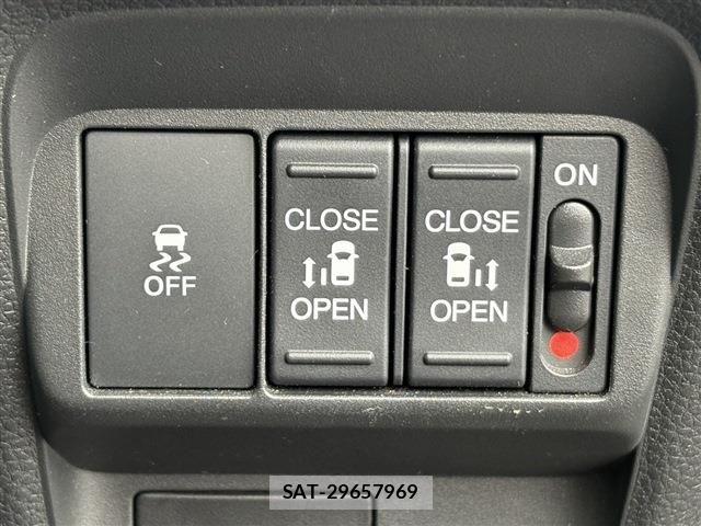 Honda FREED 2024-10 7058652-5