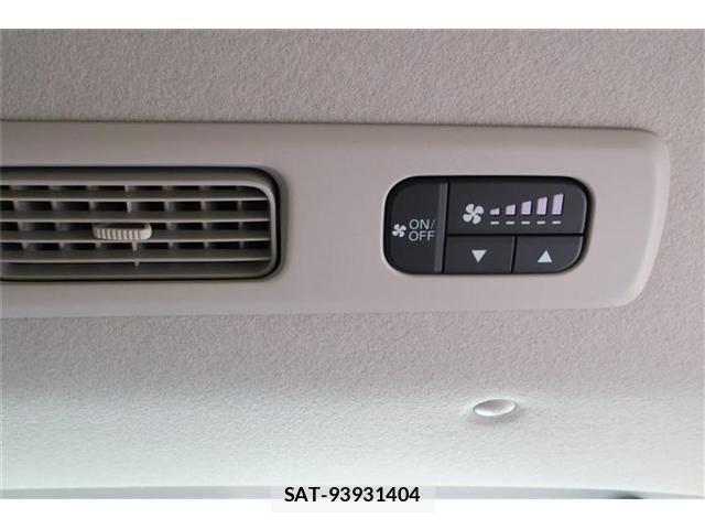 Honda FREED 2025-11 7218893-27