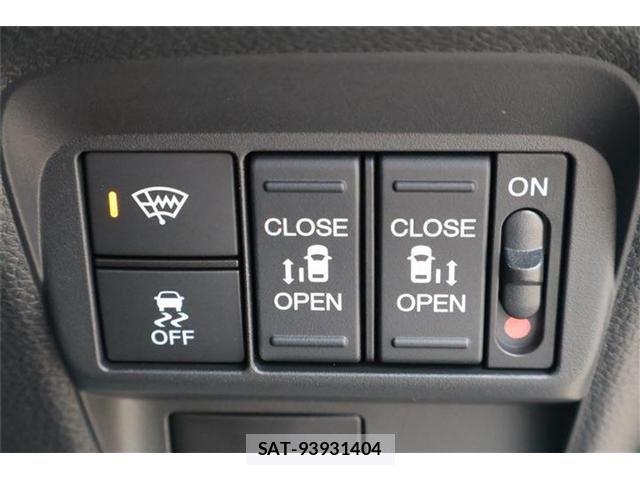 Honda FREED 2025-11 7218893-5