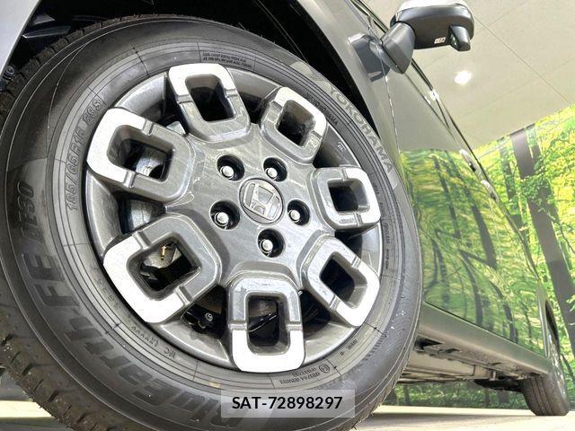 Honda FREED 2025-11 7218895-13