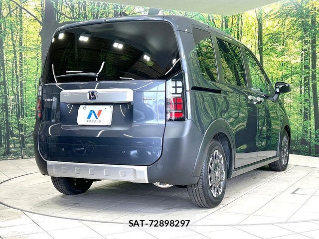 Honda FREED 2025-11 7218895-17