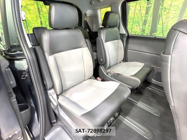 Honda FREED 2025-11 7218895-8