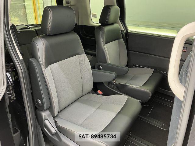 Honda FREED 2025-11 7218894-9