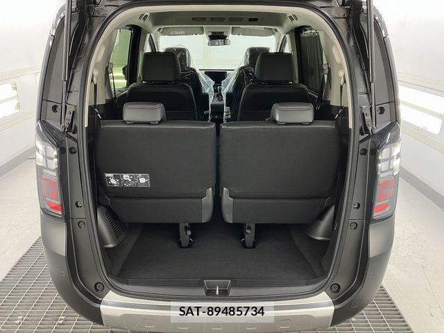 Honda FREED 2025-11 7218894-15