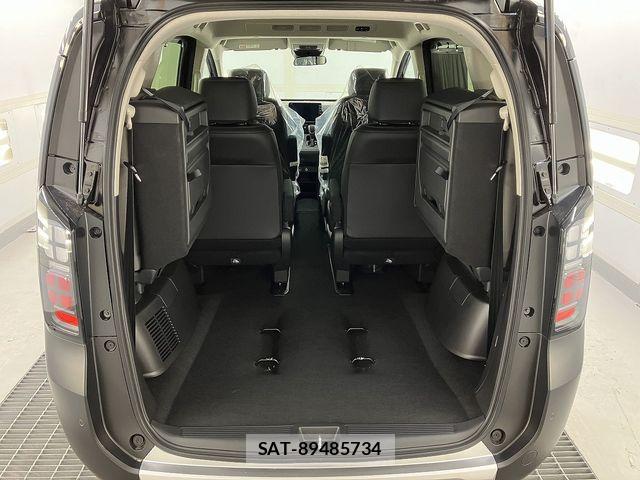 Honda FREED 2025-11 7218894-16