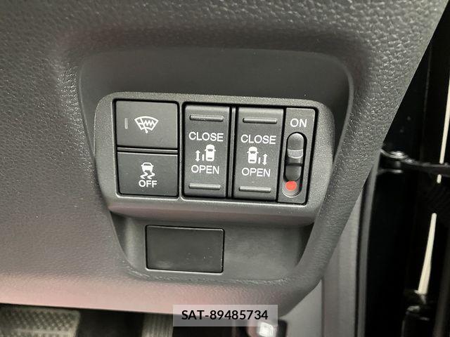 Honda FREED 2025-11 7218894-26