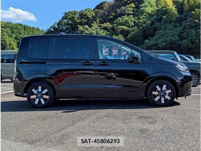 Honda FREED 2025-10 7327203-12