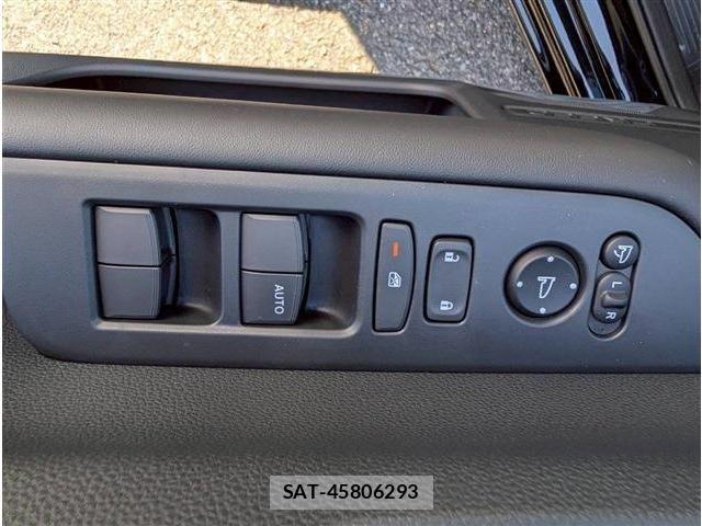 Honda FREED 2025-10 7327203-28