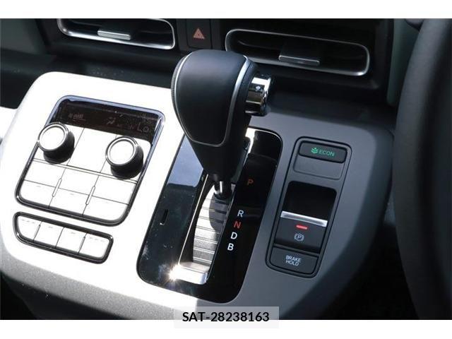 Honda FREED 2026-05 7327198-17