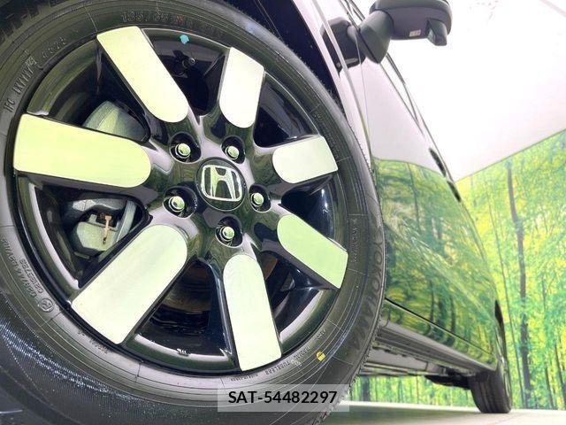 Honda FREED 2025-12 7357871-12