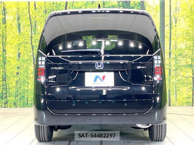 Honda FREED 2025-12 7357871-14