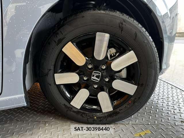 Honda FREED 2025-12 7454490-14