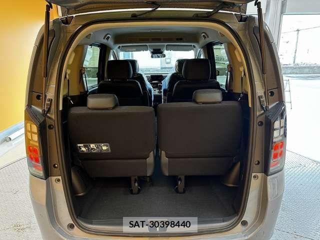 Honda FREED 2025-12 7454490-16