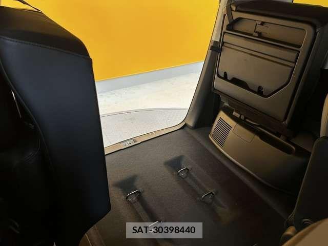 Honda FREED 2025-12 7454490-19