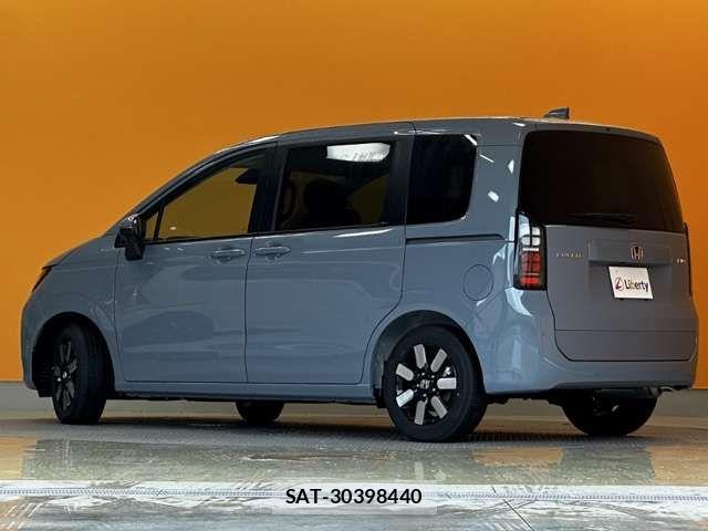 Honda FREED 2025-12 7454490-5