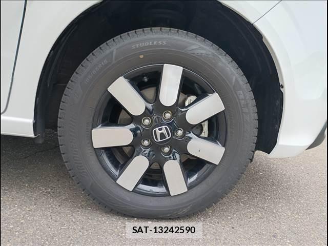 Honda FREED 2024-09 7454491-6