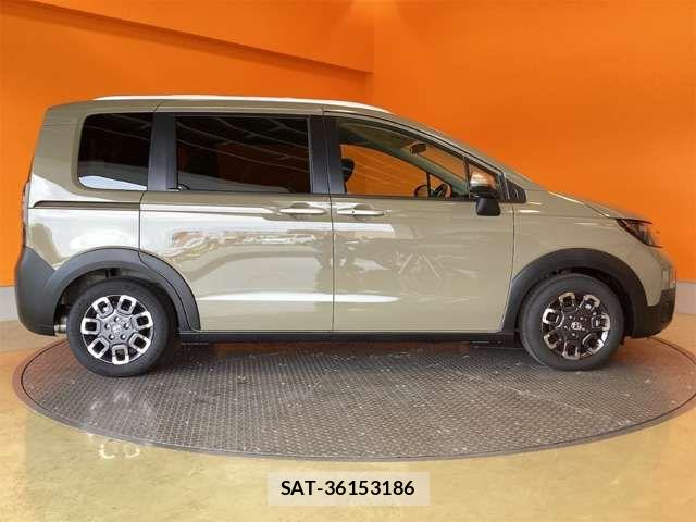 Honda FREED 2025-10 7454477-7