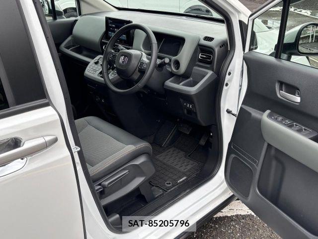 Honda FREED 2025-02 7500680-3