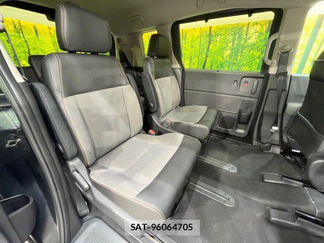 Honda FREED 2025-12 7500678-8