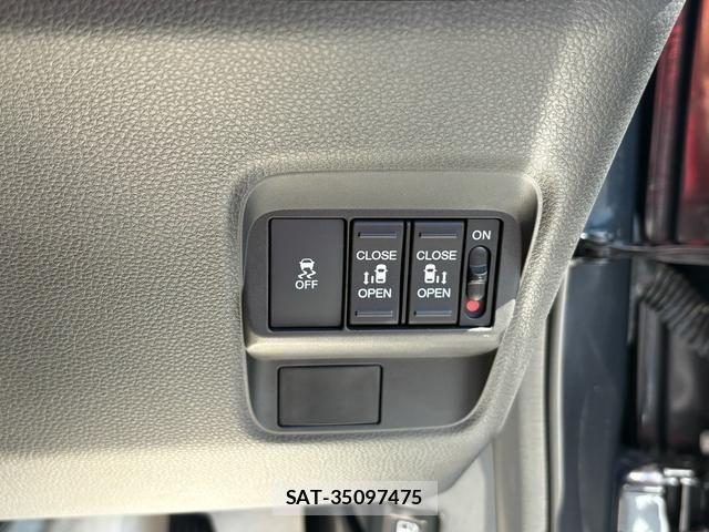 Honda FREED 2025-11 7562154-16