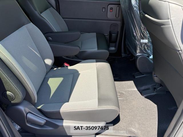 Honda FREED 2025-11 7562154-8