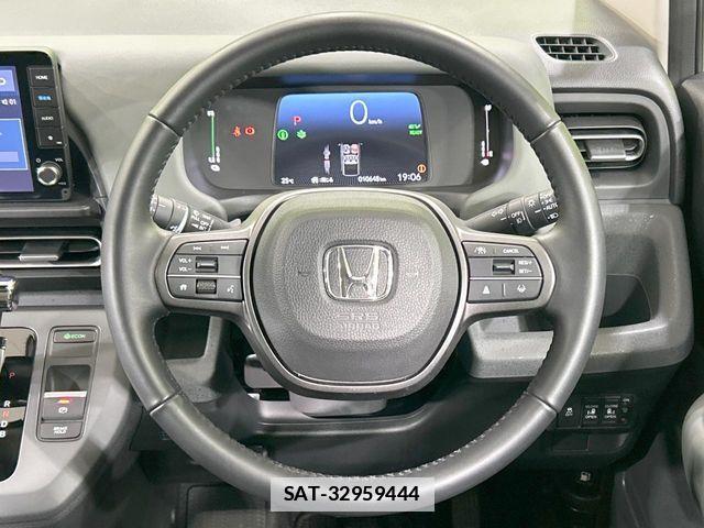 Honda FREED 2024-11 7979297-10