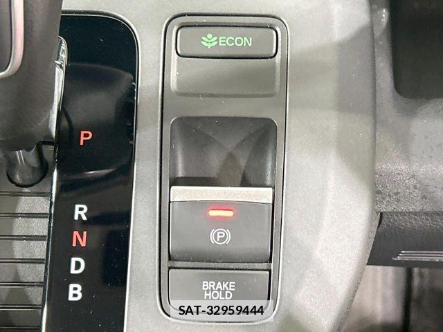 Honda FREED 2024-11 7979297-6