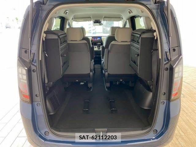 Honda FREED 2024-09 8073836-12