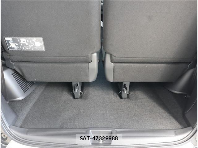 Honda FREED 2026-03 8099296-17