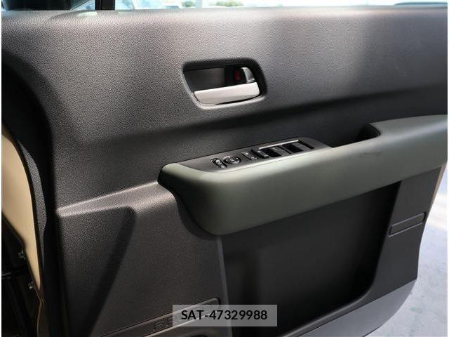 Honda FREED 2026-03 8099296-2
