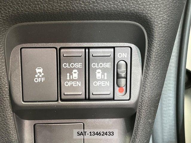 Honda FREED 2026-03 8145841-2