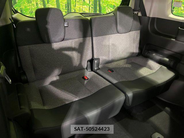 Honda FREED 2026-06 8158497-9