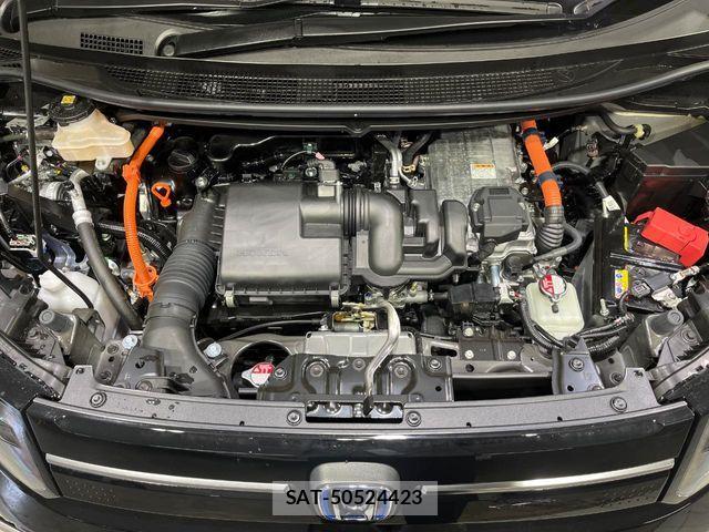 Honda FREED 2026-06 8158497-18