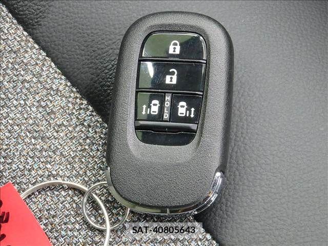 Honda FREED 2025-09 8207621-13