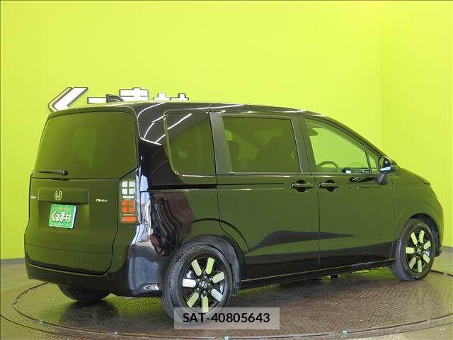 Honda FREED 2025-09 8207621-1