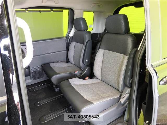 Honda FREED 2025-09 8207621-26