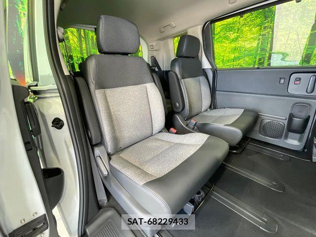 Honda FREED 2026-07 8207619-7