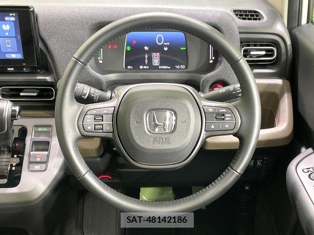 Honda FREED 2025-04 8207616-11