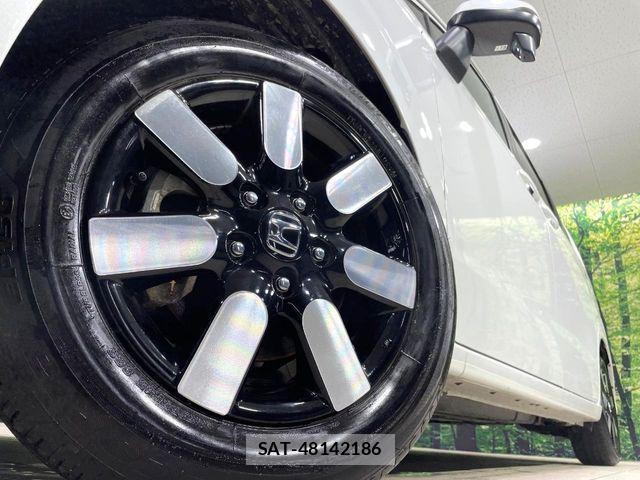 Honda FREED 2025-04 8207616-13